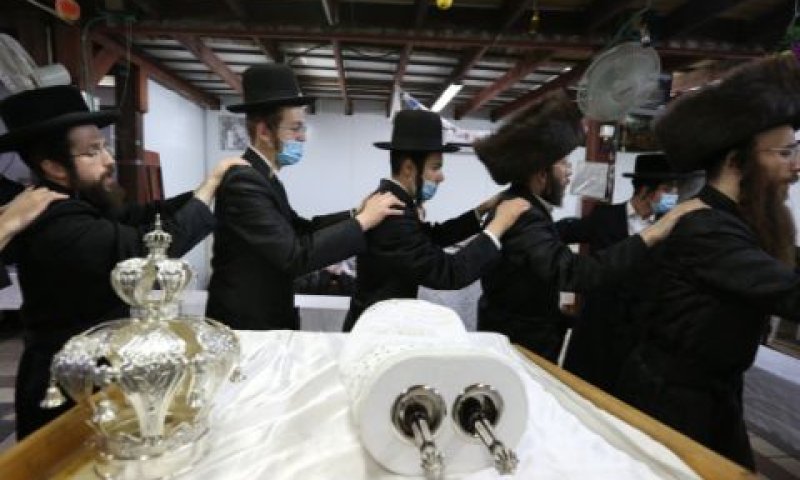 הקפות שניות בצפת [צילום: דוד כהן/פלאש 90]