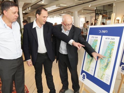 יוני בן-מנחם, אמיר גילת ואבי גבאי [צילום: רפי דלויה]