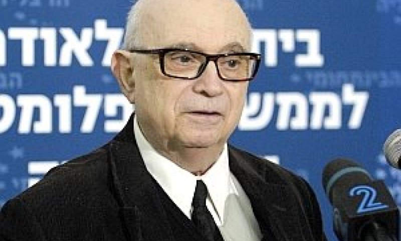 פרופ' דרור. מכה על חטא [צילום: יותם פרום]