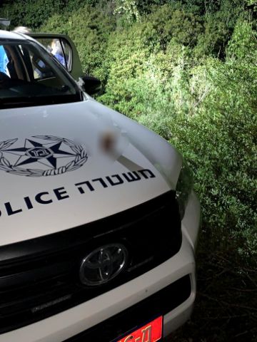 חוקרי משטרה בזירת הרצח [צילום: צילום דוברות המשטרה]