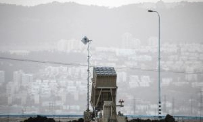 סוללת כיפת ברזל סמוך לחיפה [צילום: פלאש 90]