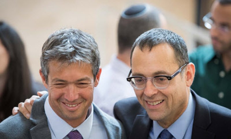 צבי האוזר ויועז הנדל. התיקון יעודד פיצולים [צילום: נועם רבקין-פנטון/פלאש 90]