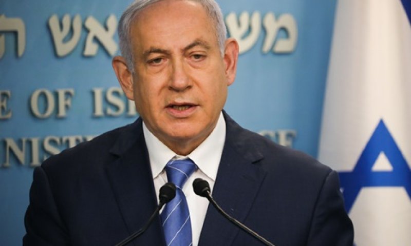 נתניהו. האם יחתום? [צילום: אוליביה פיטוסי, פלאש 90]