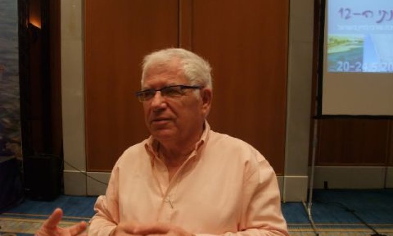 רסלר. "אני מכיר טוב את תל אביב"