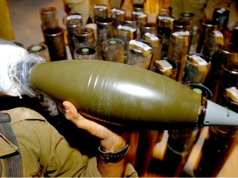 הכוחות איתרו משגרים ורקטות, פגזים ואמל"ח נוסף. [כל הצילומים: דובר צה"ל]