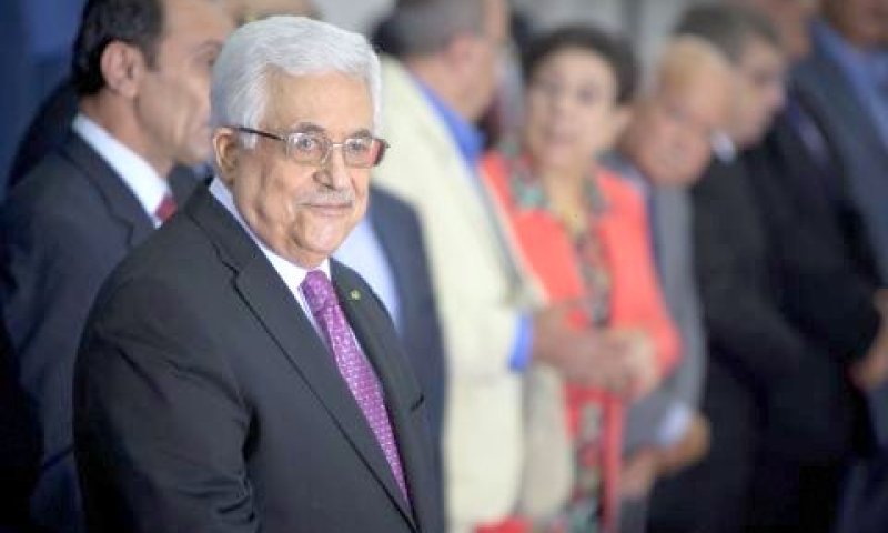 אב מאזן וחנן עשראווי [צילום: AP]