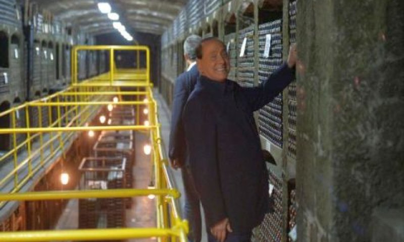 סילוויו ברלוסקוני ביקב בחצי האי קרים [צילום: Alexei Druzhinin/RIA-Novosti, Kremlin Pool Photo via AP]