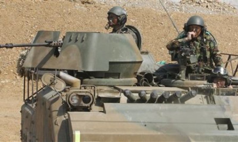 הטנקים חוזרים [צילום: AP]