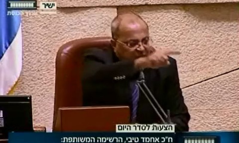 טיבי. שימוש לרעה בסילוק מהאולם