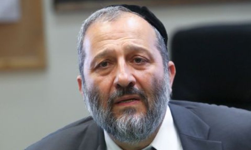 דרעי. יתמקד בערביות ובחרדים [צילום: יונתן סינדל / פלאש 90]