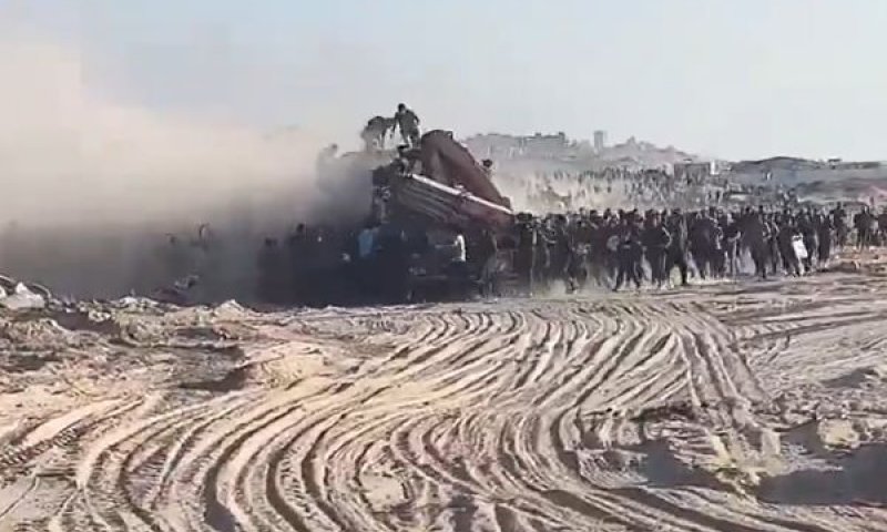 במרחק נגיעה [צילום: דובר צה''ל]