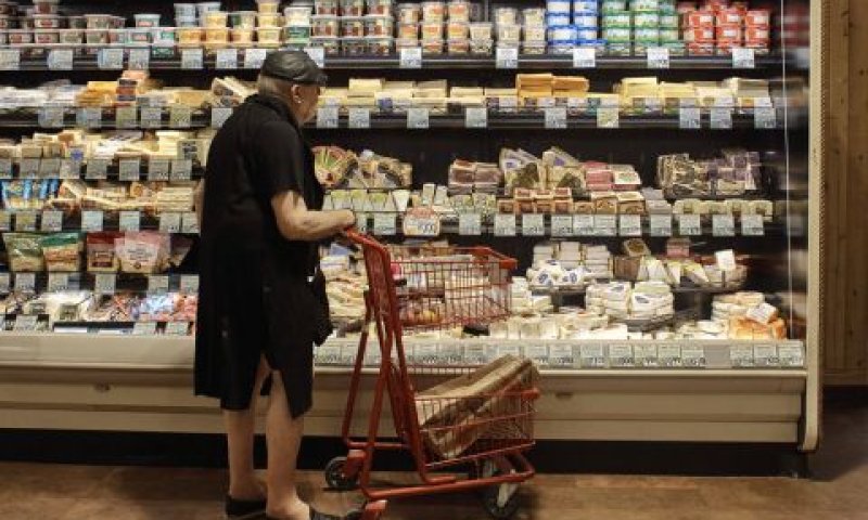 קניות בישראל. יקר פה [צילום: אנדרס קודאקי, AP]