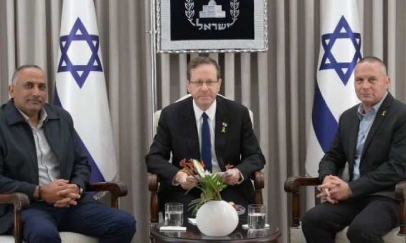 שי, הרצוג ושמחי [צילום: עמוס בן-גרשום/לע"מ]