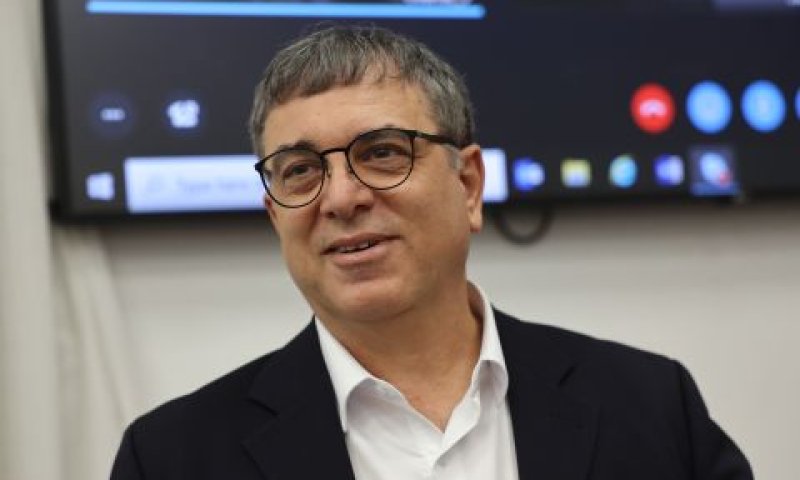 פילבר היום. תחרות בשוק השידורים [צילום: יונתן זינדל, פלאש 90]