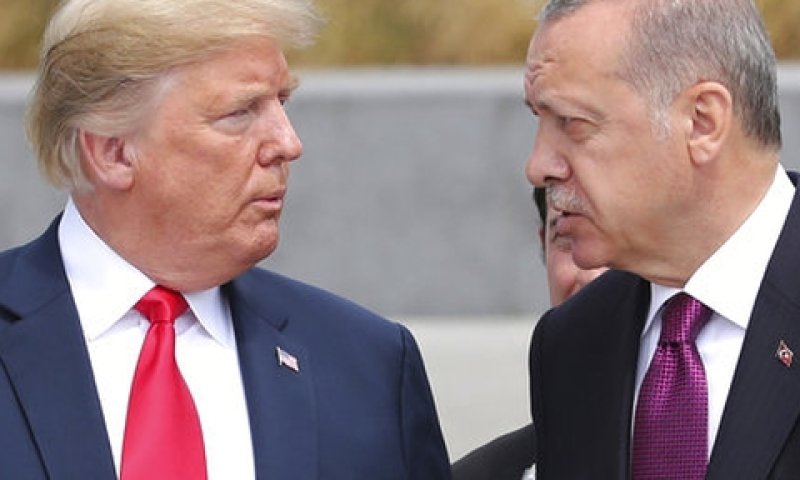 "הדולר החזק שלנו". טראמפ וארדואן [צילום: AP]