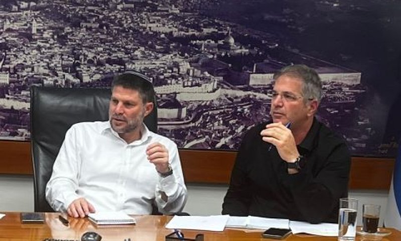 השרים קיש וסמוטריץ'. העלאת שכר של 2,000 שקל