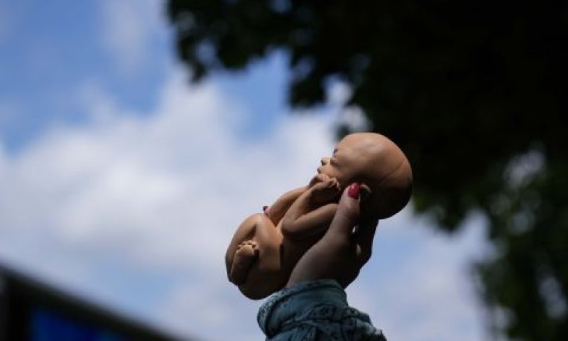 נדרשת הסכמה של שניהם [צילום: ג'יי הונג, AP]