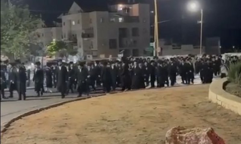 הפגנות החרדים [צילום: רשתות חברתיות]