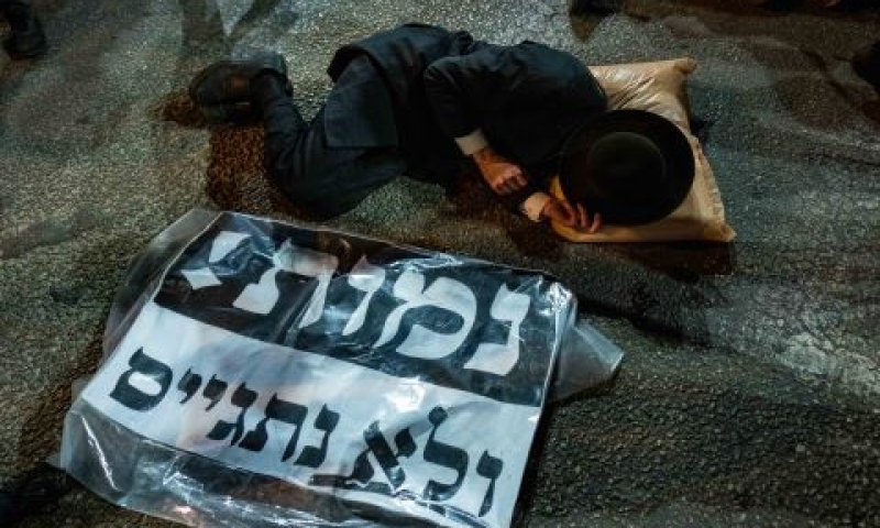 לדחות את הביקורת בפועל עד לסיום החקיקה [צילום: אריק מרמור/, פלאש 90]