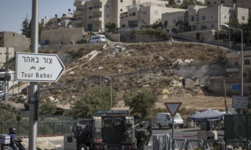 סכנה לאזרחים וחיילים [צילום: הדס פרוש, פלאש 90]