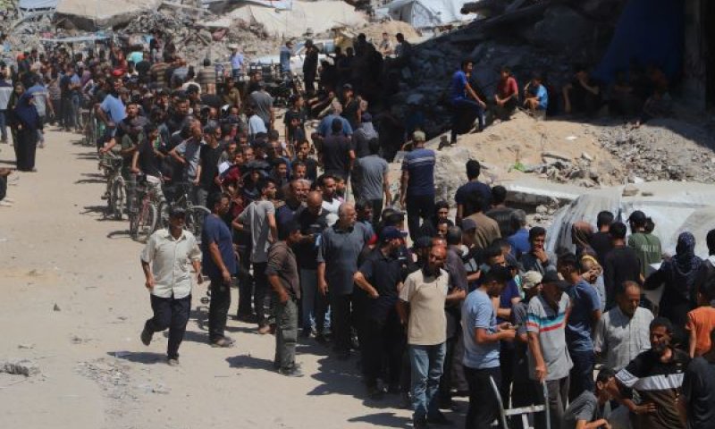 תור לסיוע הומניטרי בעזה [צילום: חליל כחלות/פלאש 90]