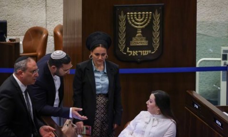 גוטליב בזמן ההצבעה בשבוע שעבר [צילום: נועם מושקוביץ/דוברות הכנסת]