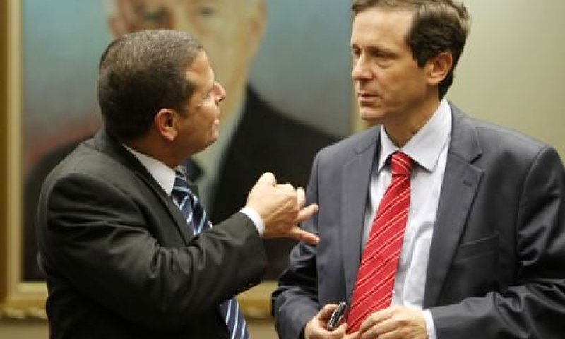 הרצוג וכבל. "מתרגשים" [צילום: פלאש 90]