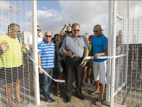 במעמד ראש העיר [צילום: מישל דו קום]