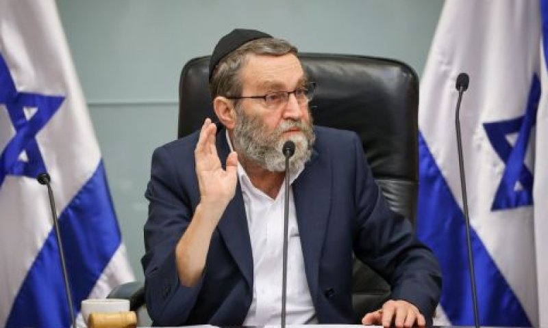גפני. "חיים בלהלה לנד" [צילום: נועם מושקוביץ/דוברות הכנסת]