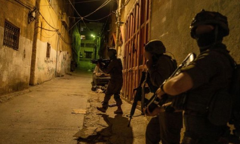 כוחותינו במהלך פעילות נגד מחבלים מבוקשים [צילום: דובר צה''ל]