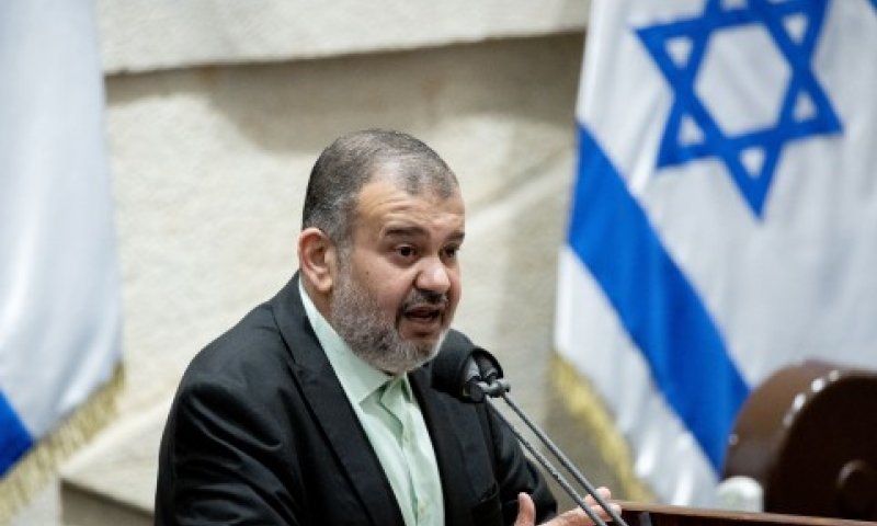 ח"כ טאהא. החוק יאושר בקריאה שניה ושלישית [צילום: יונתן זינדל, פלאש 90]