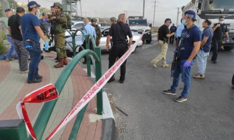 הזירה בצומת תפוח [צילום: במת החדשות]
