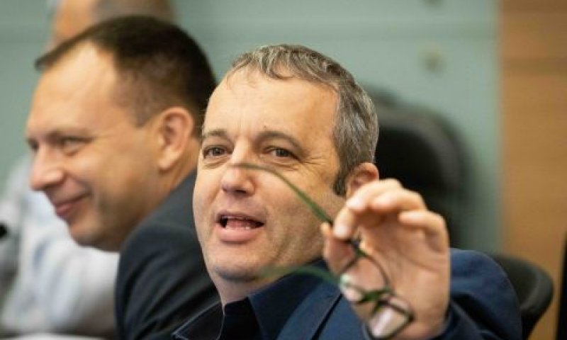 יו"ר הועדה, ח"כ גלעד קריב [צילום: יונתן זינדל/פלאש 90]