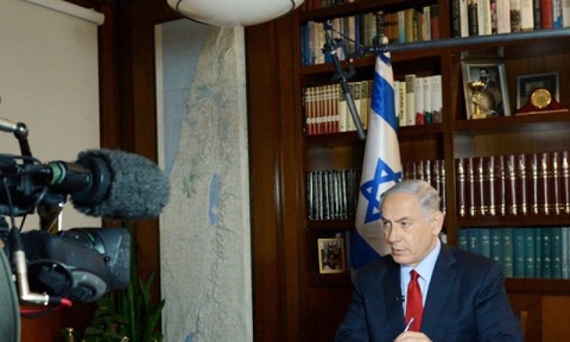 נתניהו בבליץ ראיונות של הרגע האחרון [צילום: פלאש 90]