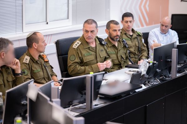 הרמטכ"ל זמיר, דיון הערכת מצב [צילום: דובר צה"ל]