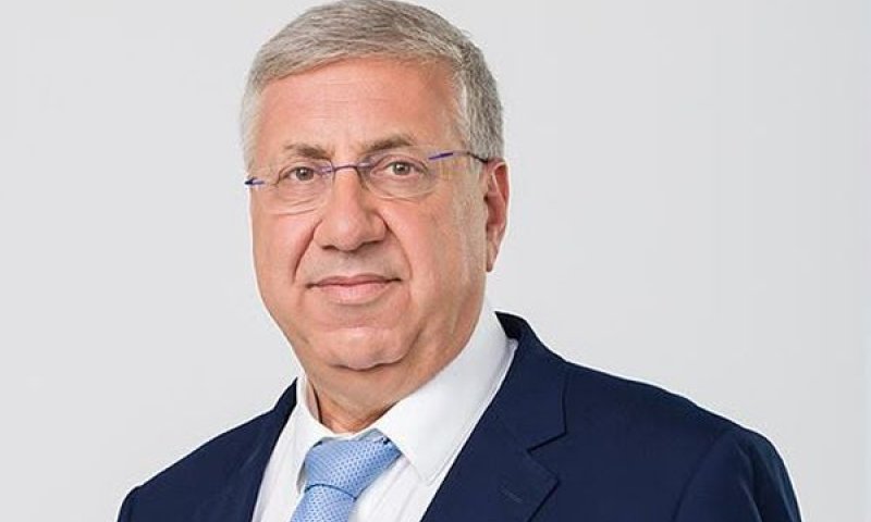 ברדוגו. מערוץ 14 לפוליטיקה [צילום: סטודיו תומאס]