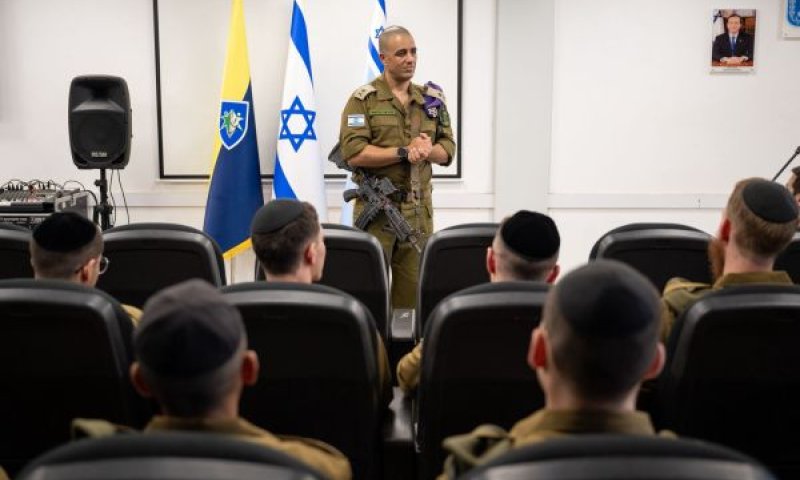אלוף בר-כליפא. "מתמודדים עם צבא של פסיכיאטרים ועורכי דין" [צילום: דובר צה"ל]
