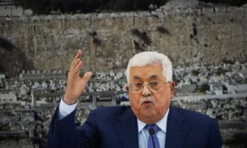 אבו מאזן. מברך את השאהידים [צילום: פלאש 90]