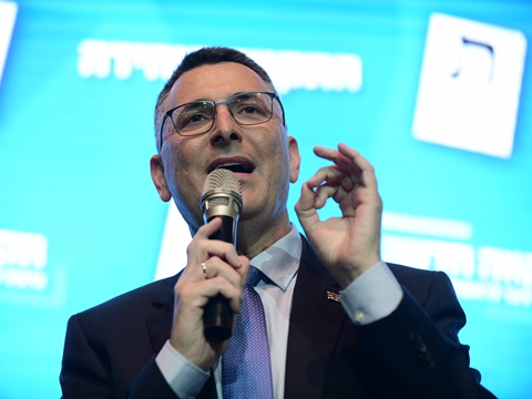 סער. האם יתפתה לשוב למי שמתח עליו ביקורת חריפה? [צילום: תומר נויברג, פלאש 90]