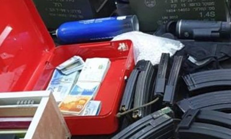אמצעי לחימה שתפס שב"כ [צילום: תקשורת שב"כ]
