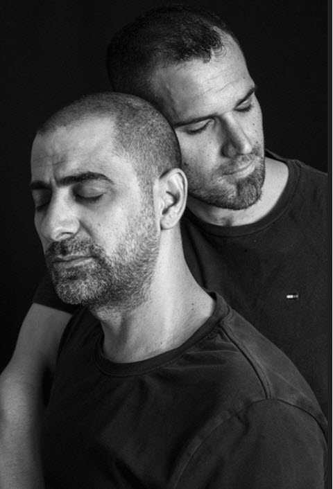 אסי ישראלוף מצולם עם רועי גרלי הלום קרב [צילום: רונן פדידה]