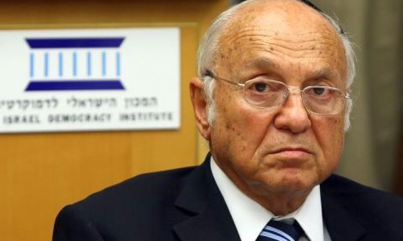 נאמן. מבקש שלושה מועמדים [פלאש 90]