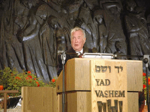 פלוג. ניצול שואה מלודז'
