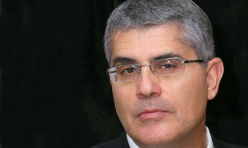 רומנו. הפגנת בוקר של אלפי עובדים מול המשרד [צילום: סיון פרג&acute;]