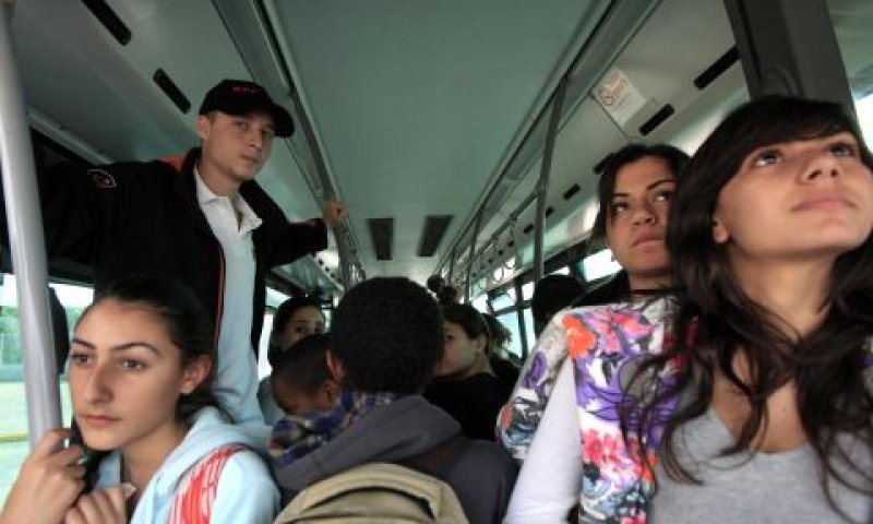 הנהג סבר כי הנערות היו מעל גיל 18 [צילום אילוסטרציה: פלאש 90/למצולמים אין כל קשר לנאמר]