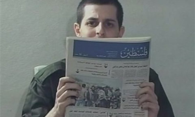 גלעד שליט בקלטת הוידיאו האחרונה שהתקבלה מחמאס [צילום: AP]