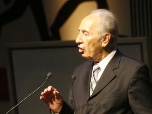 פרס. ששירות צבאי יסתיים עם תואר [צילום: ניר שמול]