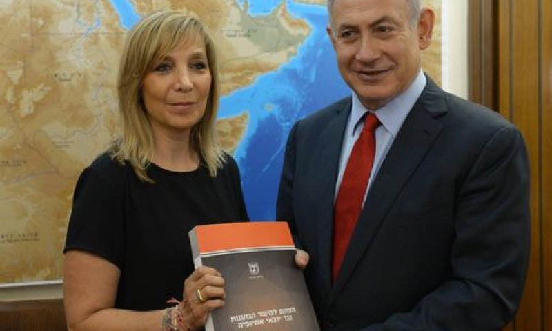 נתניהו ופלמור. בעקבות המחאה [צילום: עמוס בן-גרשום/לע"מ]