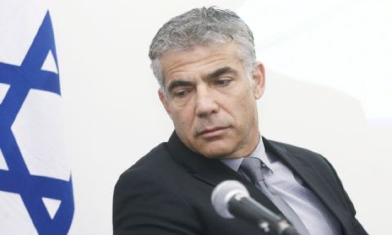 לפיד. אולץ על ידי בית המשפט העליון [צילום: פלאש 90]