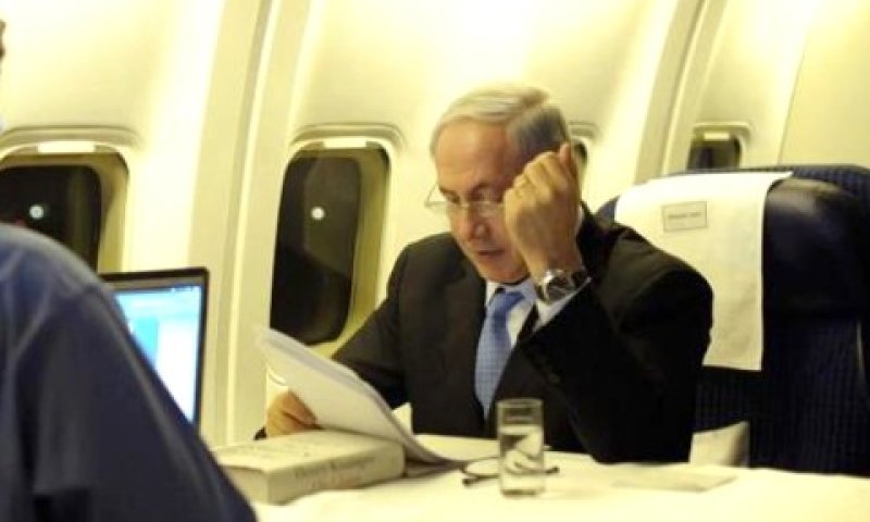בינתיים טס במטוסים מסחריים [צילום: לשכת ראש הממשלה]